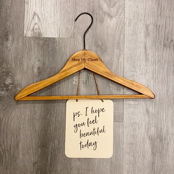 Vero Moda V-Neck Blouse new with tags - Picture 11 of 11